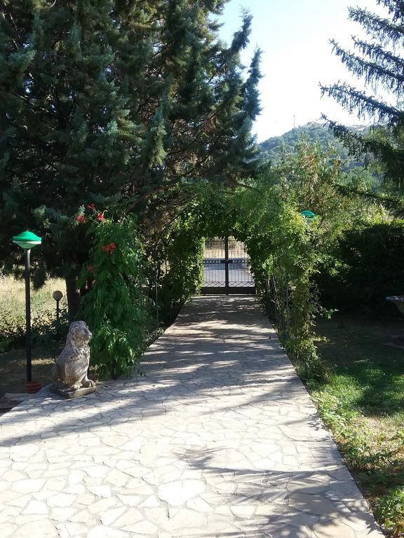 B&B Villa Damiani Brindisi Montagna Exterior foto